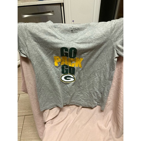 Nike Tops - Women’s Nike Go Pack Go Green Bay Packers Shirt Size M